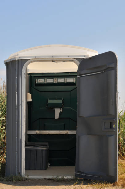 Affordable portable toilet rental in Elkhart, TX